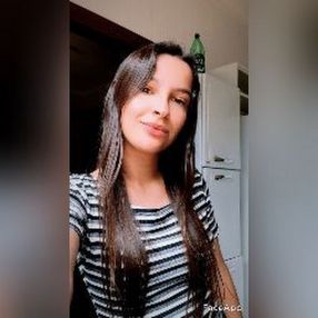 Larissa, Babá em Jardinópolis