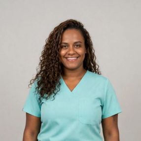 Larissa, Babysitter in João Pessoa