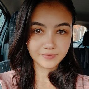 Isabella, Babá em Londrina