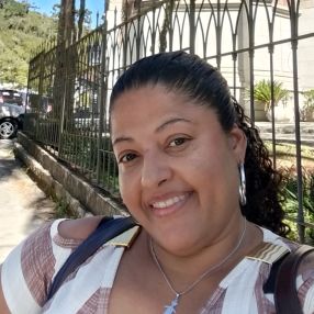 Giselle, Babysitter in Paracambi