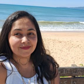 Kamila, Babá em Porto Belo