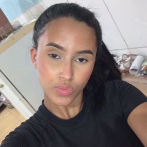 Isabelly, Babá em Ibiúna