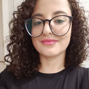 Aline, Babá em Cambé