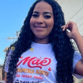 Nicole, Babysitter in Salvador