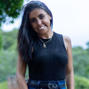 Michelle, Babá em Ibirité