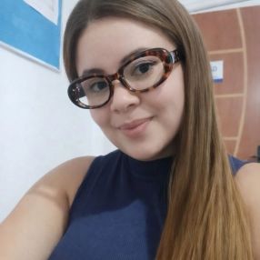 Carolina, Babysitter in Tanguá