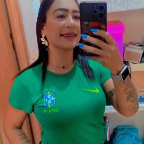 Honessa Teixeira de, Babá em Marataízes