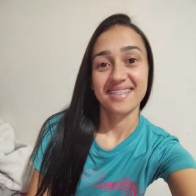 Thais, Babá em Garopaba
