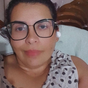 Cristiane Veiga da, Babá em Apucarana