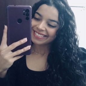 Laura, Babá em Carmo de Minas
