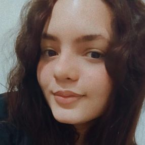 Julia, Babá em Caruaru