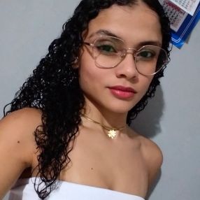 Beatriz Gabrielli, Babá em Jales
