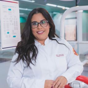 Lara, Babá em Paraopeba