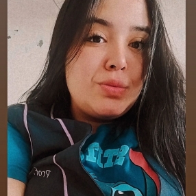 Larissa Cristina, Babysitter in São José dos Pinhais