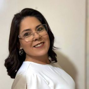 ALESSANDRA, Babá em Porto Nacional