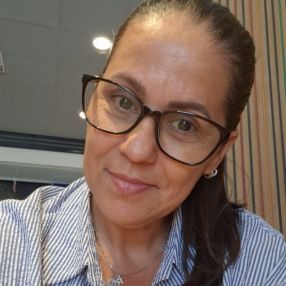 Fernanda, Babá em Garopaba