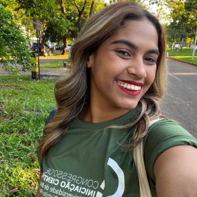 Esttela Costa da, Babá em Brasília