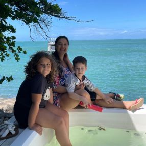 Stefani, Família em Balneário Camboriú