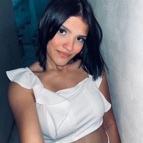 Grazi, Babá em Pacatuba