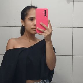 Leandra, Babá em Carangola