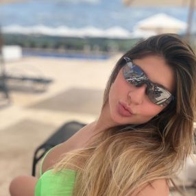 Livia, Família em São Sebastião