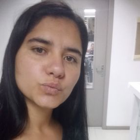 Natália, Babá em Tramandaí