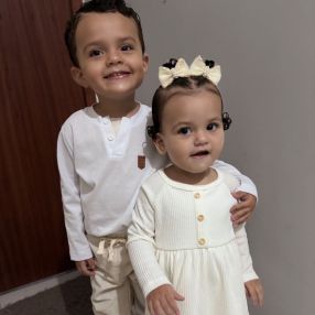 Emily, Família em Linhares