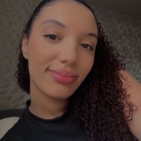 Larissa, Babysitter in Poá