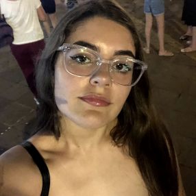 Caroline, Babysitter in Portão