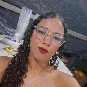 Sophia, Babá em Três Corações