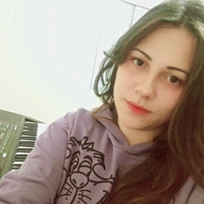 Elle, Babá em Itapetininga