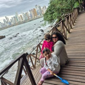 Ana, Família em Pinhais