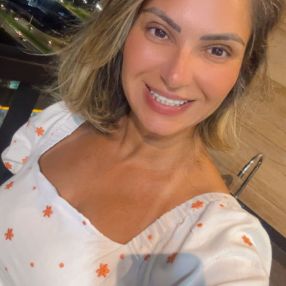 Andreia, Babá em Itapema