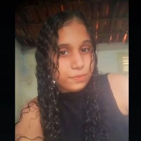 Amanda, Babá em Monte Aprazível