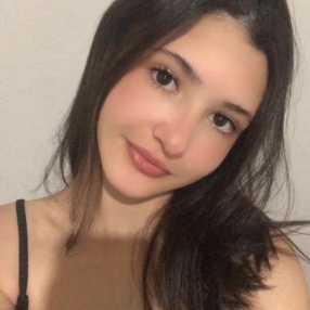 Viviane, Babá em Barão de Cocais