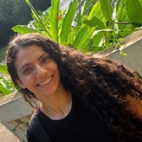 Livia, Babá em Cabedelo