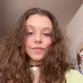 Giovanna, Babá em Magé