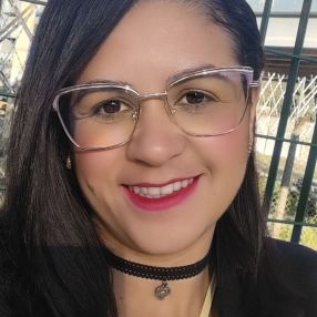 Michele, Babá em Caieiras