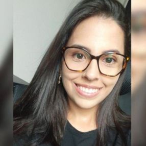 Larissa, Babysitter in São José dos Pinhais
