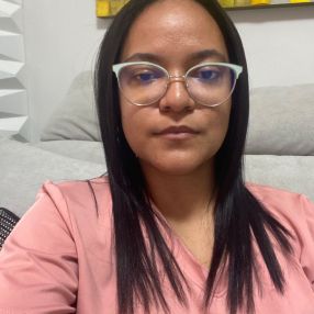 Luana, Babá em Vila Velha