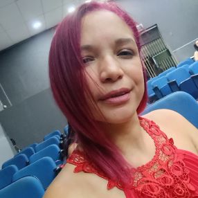 GLAUCILENE, Babá em Queimados