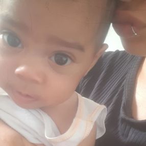 Ketlleyn, Família em Estância