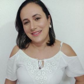 Priscila, Babá em Itanhaém