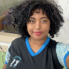 Cris, Babá em Várzea Grande