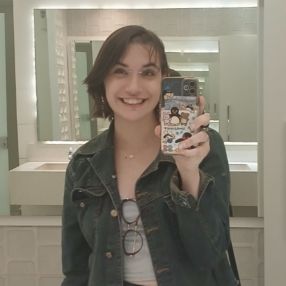 Bruna, Babá em Veranópolis