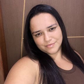 Gloria, Babá em Limoeiro