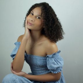 Victoria cristina, Babá em Pará de Minas
