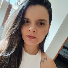 Adriele, Babá em Santa Rosa de Viterbo