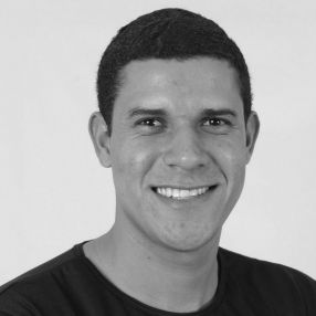 Leandro, Família em Passos
