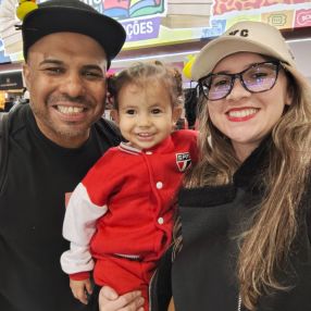 Larissa, Family in Mauá